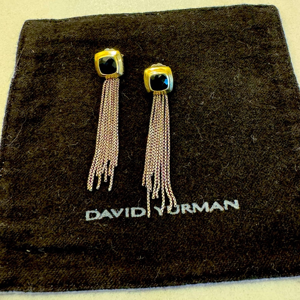 David Yurman petite Albion black onyx stud earrings with silver fringe.